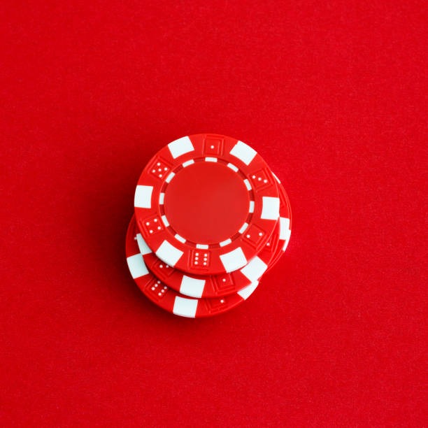 Roulette wheel spinning with betting grid and chip placement options